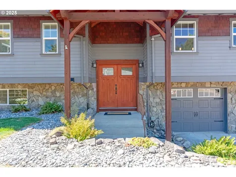 423 NE Hacienda Place Gresham OR 97030
