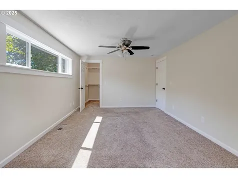 423 NE Hacienda Place Gresham OR 97030