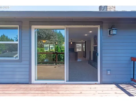 423 NE Hacienda Place Gresham OR 97030