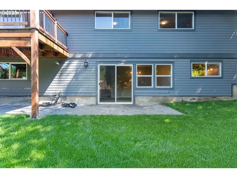 423 NE Hacienda Place Gresham OR 97030