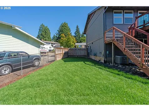 423 NE Hacienda Place Gresham OR 97030