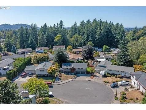 423 NE Hacienda Place Gresham OR 97030