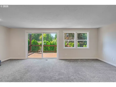 423 NE Hacienda Place Gresham OR 97030