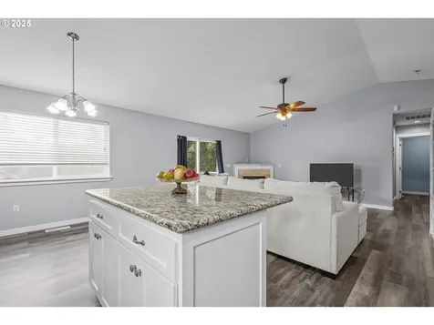 5530 Bryce Street SE Salem OR 97306