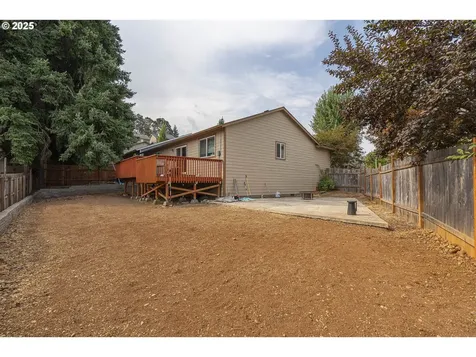 5530 Bryce Street SE Salem OR 97306
