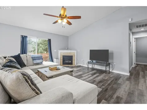 5530 Bryce Street SE Salem OR 97306