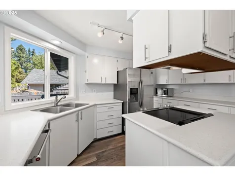 2715 SW 195th Avenue Beaverton OR 97003