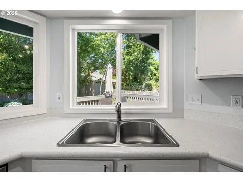 2715 SW 195th Avenue Beaverton OR 97003