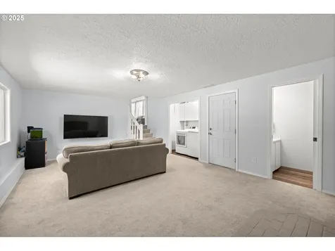 2715 SW 195th Avenue Beaverton OR 97003