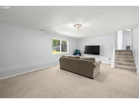 2715 SW 195th Avenue Beaverton OR 97003