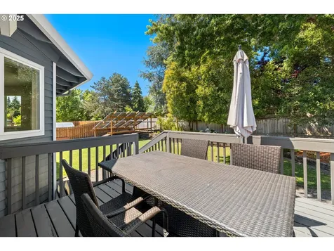 2715 SW 195th Avenue Beaverton OR 97003