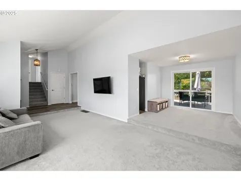 2715 SW 195th Avenue Beaverton OR 97003