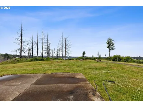 7595 NE Viewcrest Court Otis OR 97368