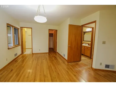 1033 SE Terrace Drive Roseburg OR 97470