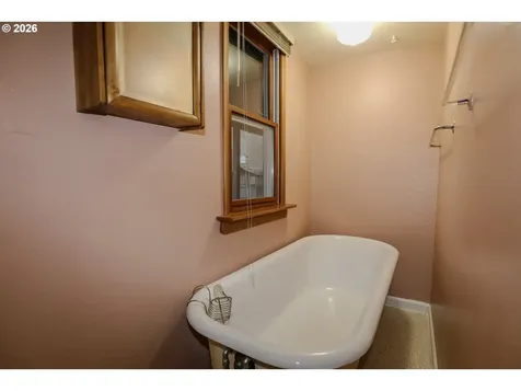 1033 SE Terrace Drive Roseburg OR 97470