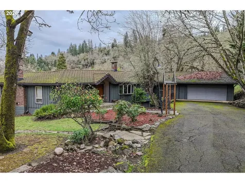 1033 SE Terrace Drive Roseburg OR 97470