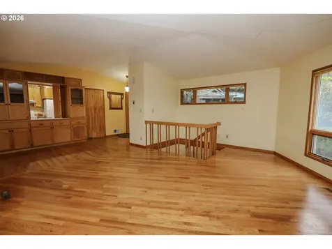 1033 SE Terrace Drive Roseburg OR 97470