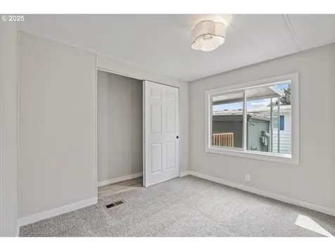 193 Broadmore Avenue NE Salem OR 97301