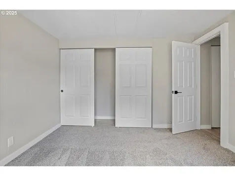 193 Broadmore Avenue NE Salem OR 97301