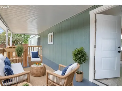 193 Broadmore Avenue NE Salem OR 97301