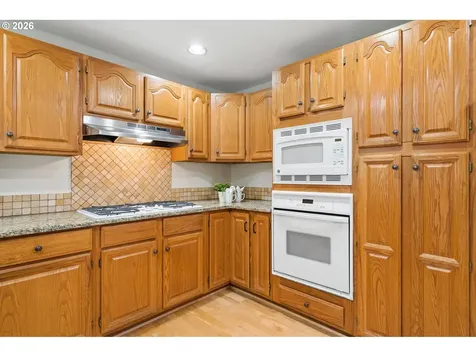 5254 Timbergrove Street Lake Oswego OR 97035