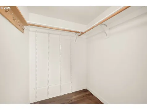 533 NE Holladay Street Portland OR 97232
