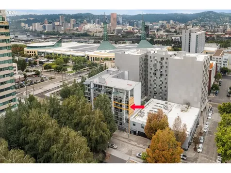 533 NE Holladay Street Portland OR 97232