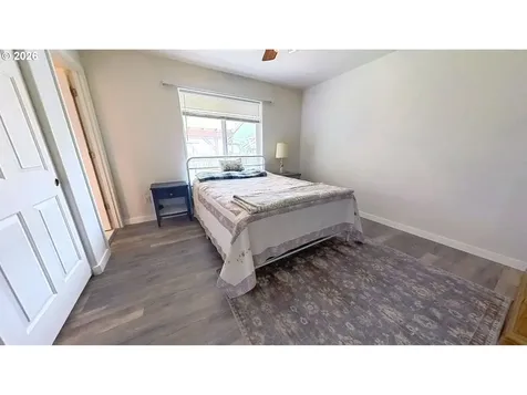 1216 E Third Avenue Sutherlin OR 97479