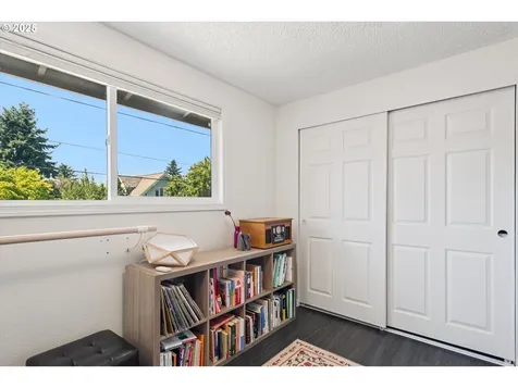 9542 N Calhoun Avenue Portland OR 97203