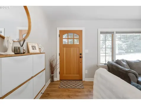 2822 NE Fremont Drive Portland OR 97220