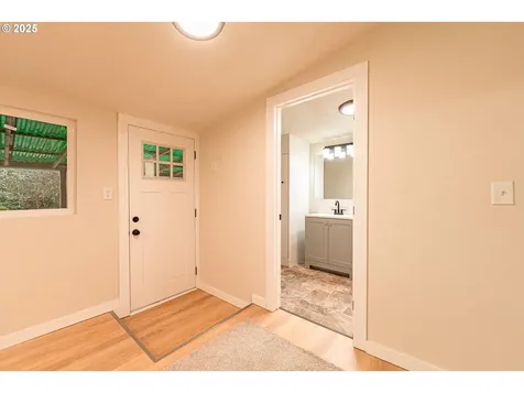 225 21st Avenue Sweet Home OR 97386
