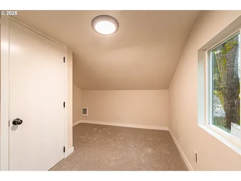 225 21st Avenue Sweet Home OR 97386