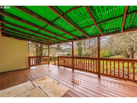 225 21st Avenue Sweet Home OR 97386