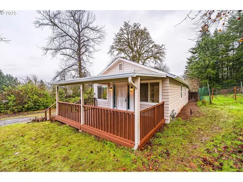 225 21st Avenue Sweet Home OR 97386