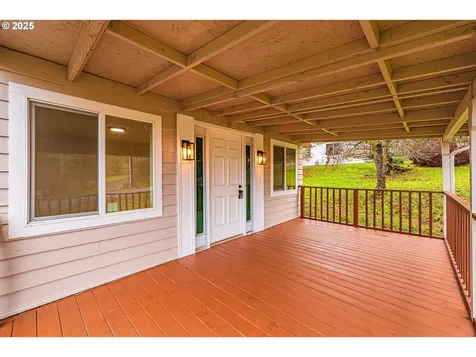 225 21st Avenue Sweet Home OR 97386