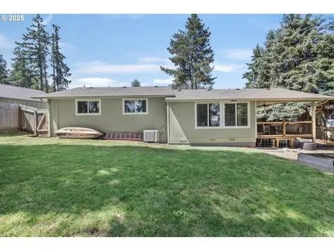 311 S 68th Place Springfield OR 97478