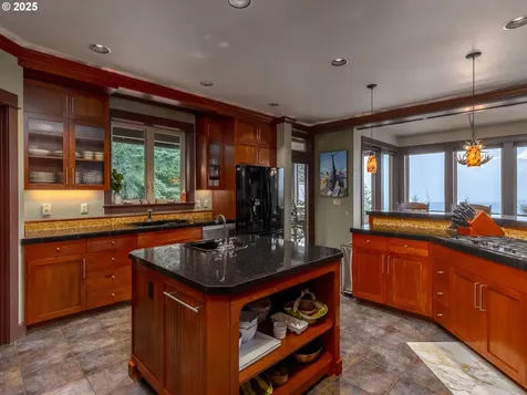 29510 NE 85th Circle Camas WA 98607