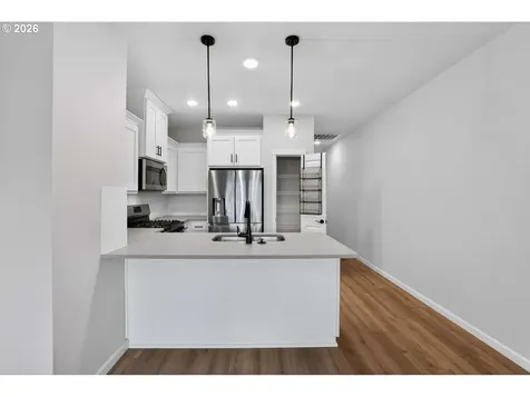 8176 SE Blanton Street Hillsboro OR 97123