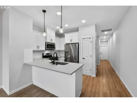 8176 SE Blanton Street Hillsboro OR 97123