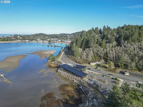 6281 SW Jetty Avenue Lincoln City OR 97367