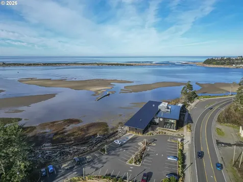 6281 SW Jetty Avenue Lincoln City OR 97367
