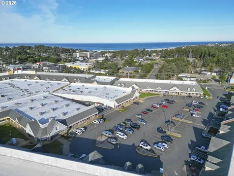 6281 SW Jetty Avenue Lincoln City OR 97367