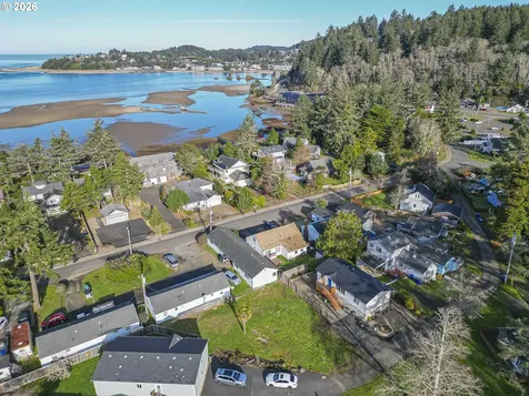 6281 SW Jetty Avenue Lincoln City OR 97367