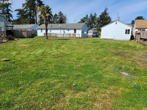 6281 SW Jetty Avenue Lincoln City OR 97367