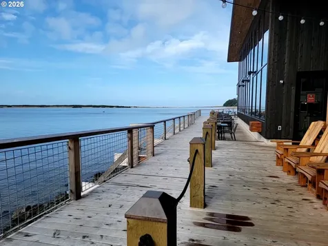6281 SW Jetty Avenue Lincoln City OR 97367