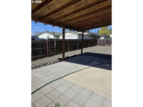 182 Woodduck Street Winston OR 97496