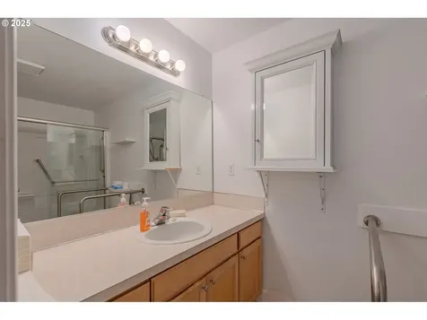 13307 NE 77th Street Vancouver WA 98682