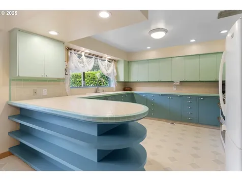 1311 NE 116th Avenue Portland OR 97220