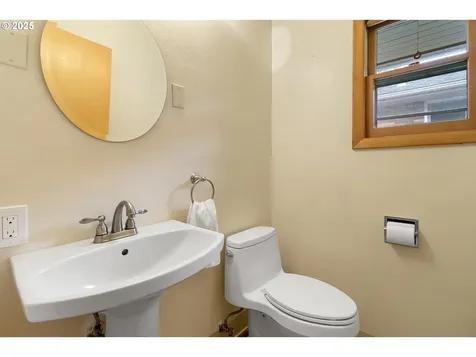 1311 NE 116th Avenue Portland OR 97220