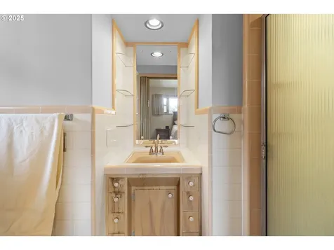 1311 NE 116th Avenue Portland OR 97220